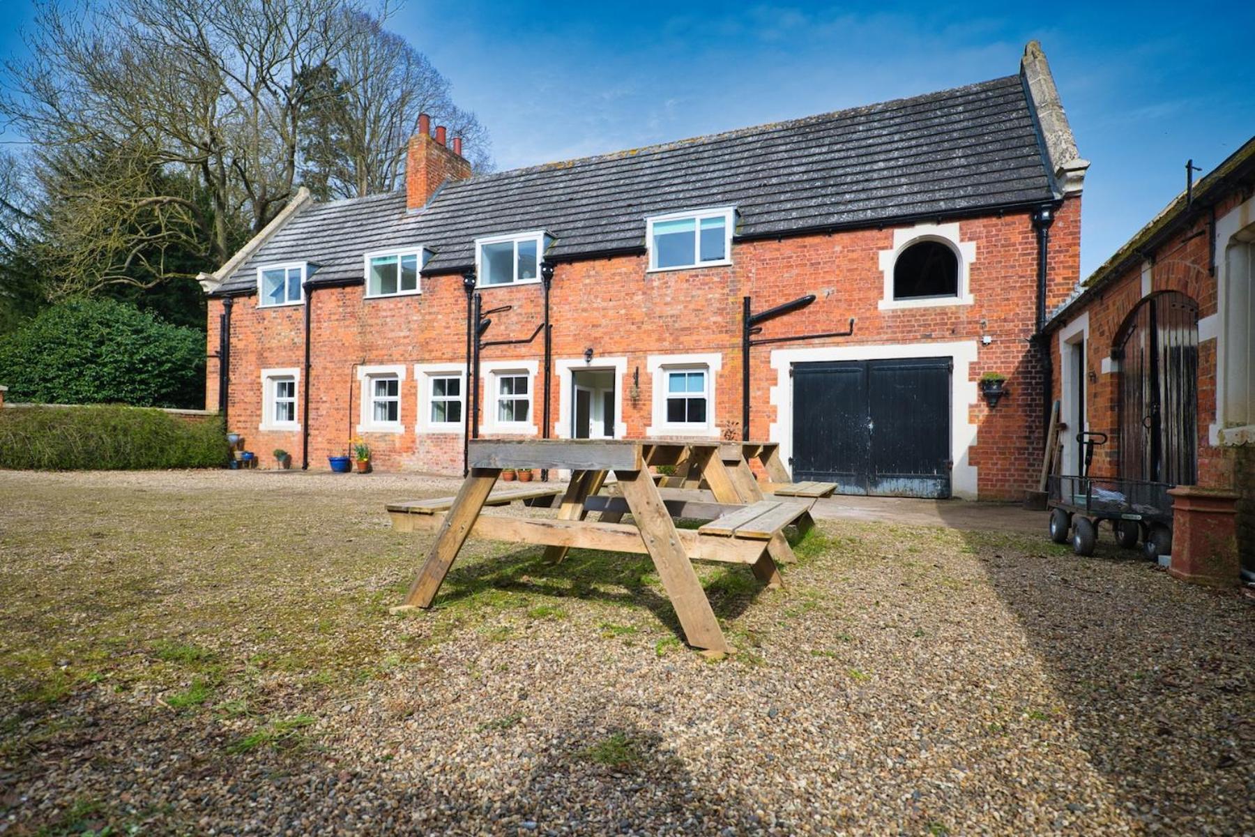 Enholmes Coach House Kingston upon Hull Exterior foto